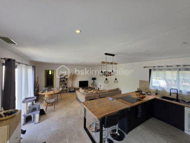 A louer MAISON  CONTEMPORAINE  ANDUZE