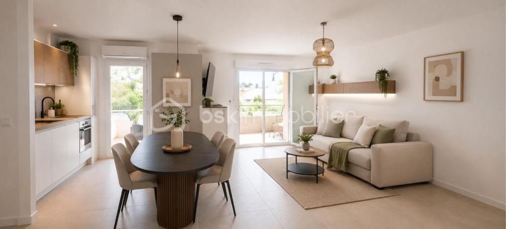 A louer APPARTEMENT T3 63 M2 TERRASSE BORD DE MER LA SEYNE SUR MER