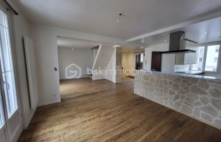 A louer APPARTEMENT DUPLEX T3 72 M2 BORD DE MER LE HAVRE