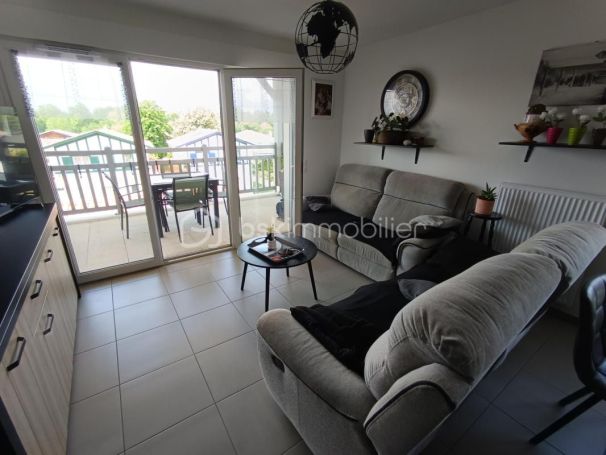 A louer APPARTEMENT NEUF T3 56 M2 TERRASSE  DAX