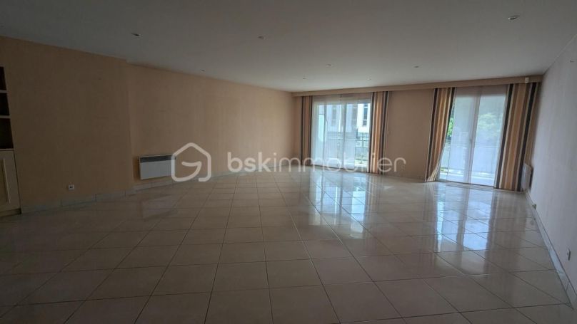A louer APPARTEMENT T4 106 M2  ORVAULT