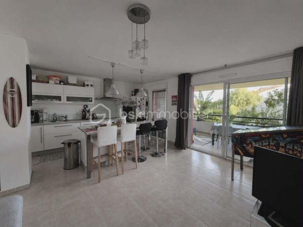 A louer APPARTEMENT T3 67 M2 TERRASSE BORD DE MER MARTIGUES