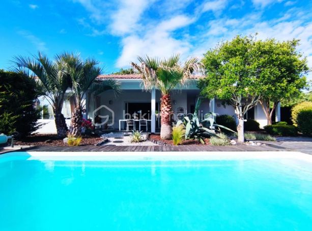 A vendre MAISON  5 PIECES 175 M2  MIOS