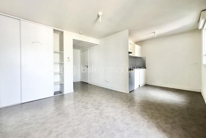 A louer APPARTEMENT T2 47 M2  BEZIERS