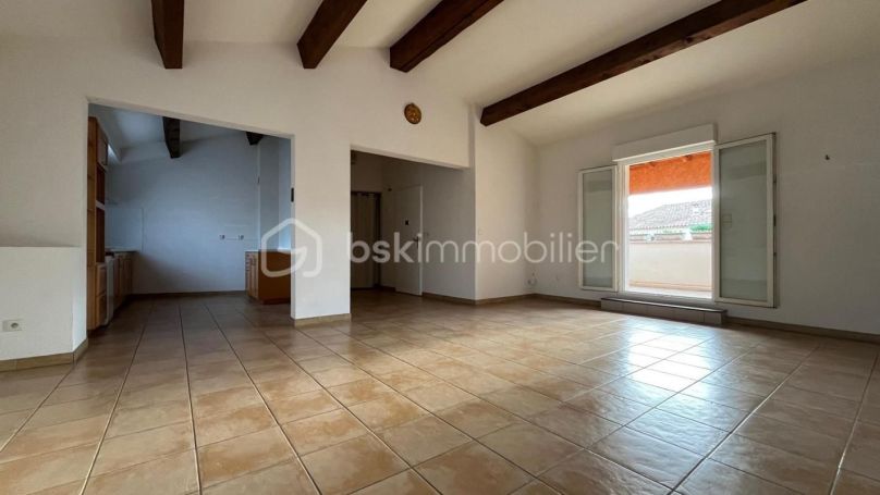 A louer APPARTEMENT NEUF T5 104 M2 TERRASSE  UZES