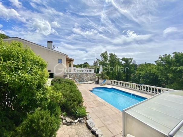 A louer MAISON  5 PIECES 122 M2  SAINT VALLIER DE THIEY