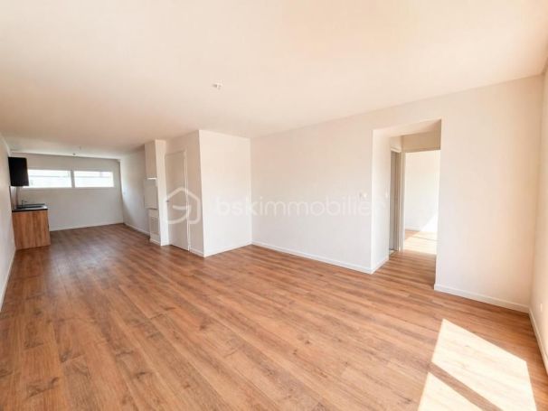 A louer MAISON  4 PIECES 92 M2 PLAGE à PIED VIAS