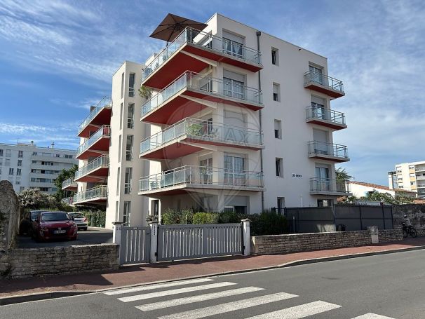 A louer APPARTEMENT T2 40 M2 TERRASSE BORD DE MER ROYAN