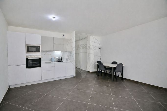 A louer STUDIO  35 M2 BORD DE MER VILLENEUVE LOUBET