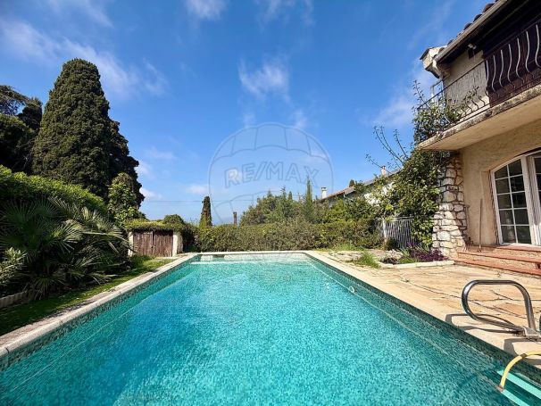 A louer MAISON  CONTEMPORAINE BORD DE MER NICE