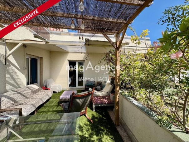 A louer APPARTEMENT T4 82 M2 TERRASSE BORD DE MER NICE