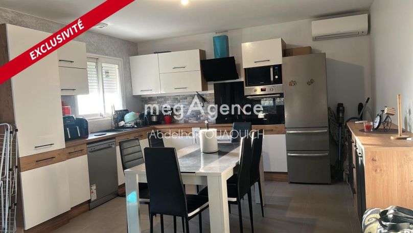 A louer MAISON  3 PIECES 78 M2 BORD DE MER ARLES