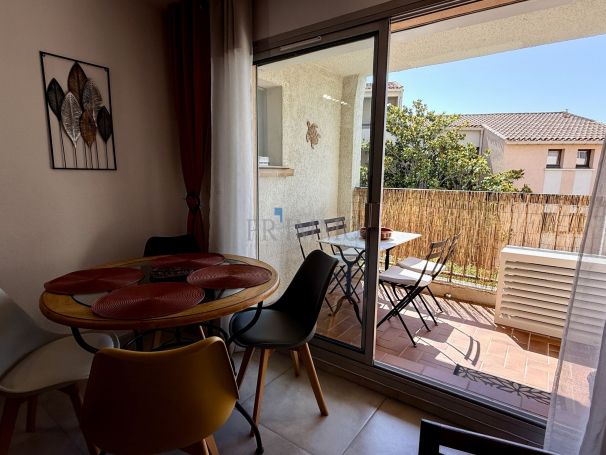 A louer APPARTEMENT T3 34 M2 BORD DE MER LES ISSAMBRES
