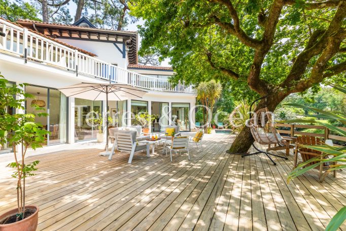 A louer MAISON  7 PIECES 250 M2 BORD DE MER HOSSEGOR