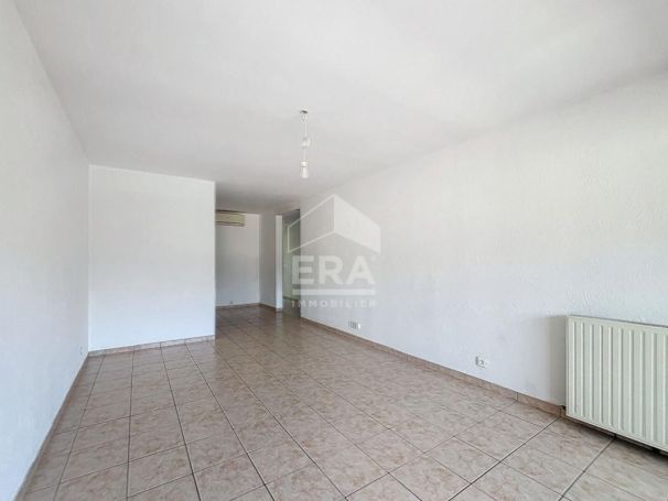 A louer APPARTEMENT T4 85 M2 BORD DE MER CAGNES SUR MER