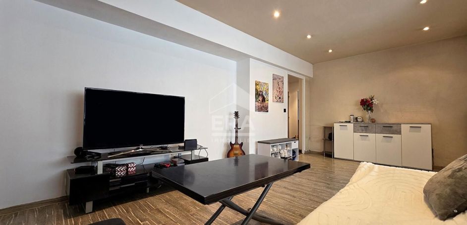 A louer APPARTEMENT T3 69 M2 TERRASSE BORD DE MER CAGNES SUR MER