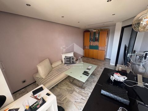 A louer STUDIO  27 M2 PLAGE à PIED SAINT LAURENT DU VAR