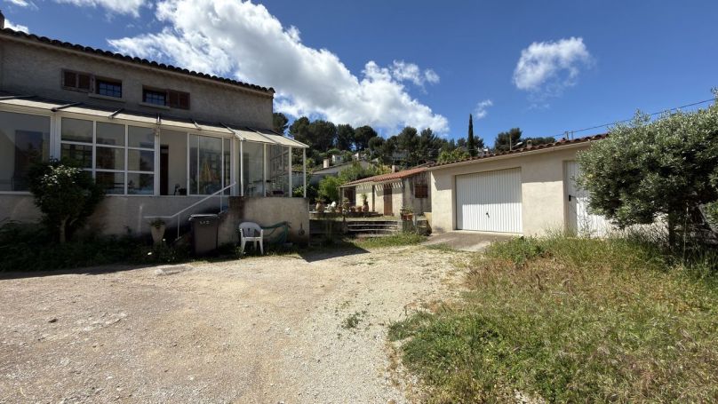 A louer MAISON  6 PIECES 117 M2  LA PENNE SUR HUVEAUNE