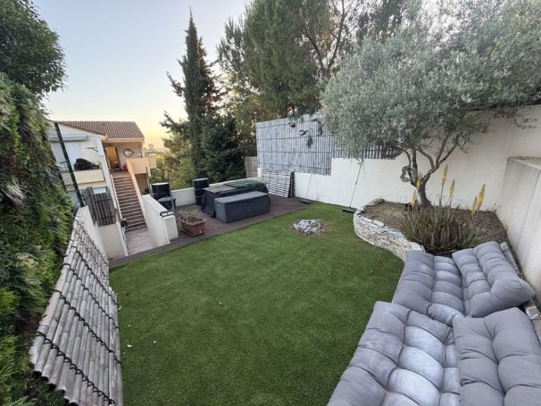 A louer APPARTEMENT T4 88 M2 TERRASSE  MARSEILLE 13EME