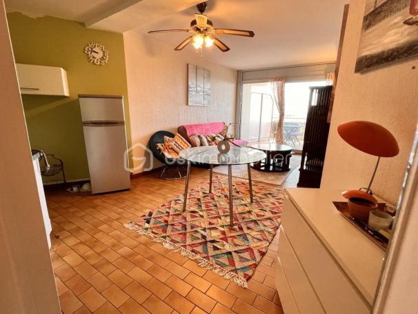 A louer STUDIO  37 M2 TERRASSE PIEDS DANS L'EAU PALAVAS LES FLOTS