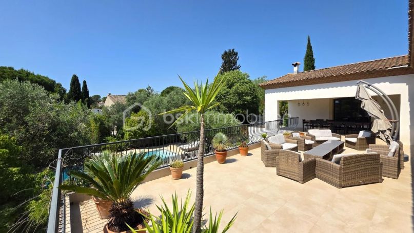 A louer MAISON  11 PIECES 320 M2  MONTPELLIER