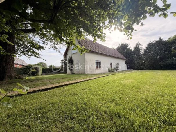 A vendre LONGèRE  6 PIECES 120 M2 BORD DE MER CANEHAN