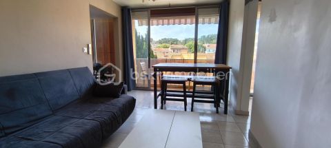 A louer APPARTEMENT T4 60 M2 BORD DE MER LA SEYNE SUR MER
