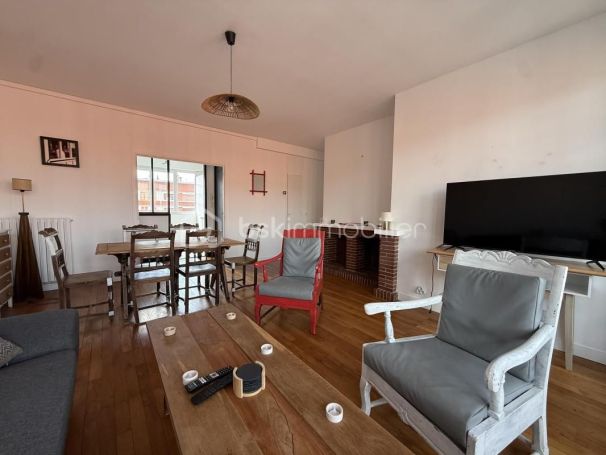 A louer APPARTEMENT T5 101 M2  LISIEUX