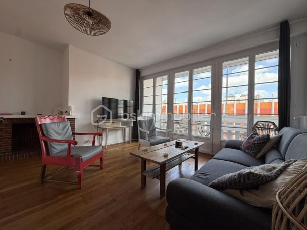 A louer APPARTEMENT T5 101 M2  LISIEUX