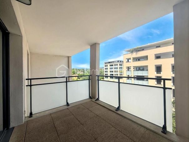 A louer APPARTEMENT T2 38 M2  AIX EN PROVENCE