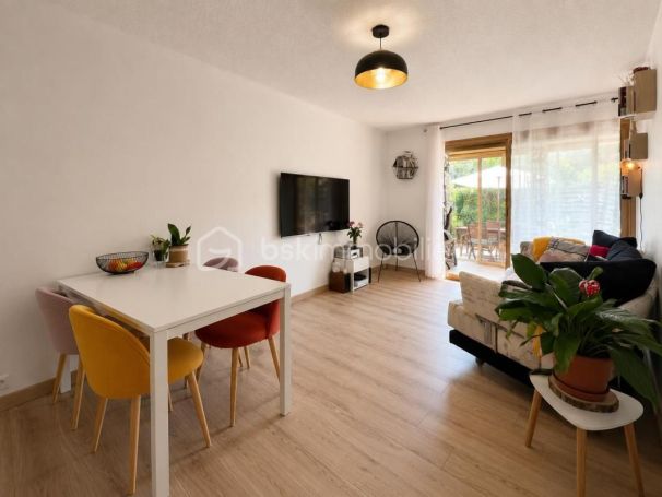 A louer APPARTEMENT T2 38 M2 TERRASSE PLAGE à PIED MANDELIEU LA NAPOULE