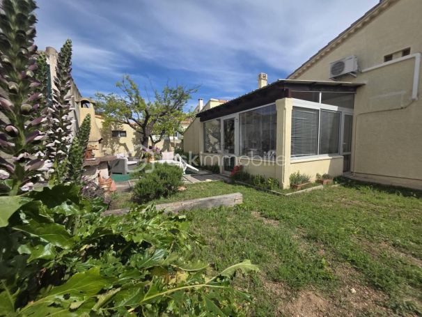 A louer MAISON  3 PIECES 82 M2 BORD DE MER PORT DE BOUC