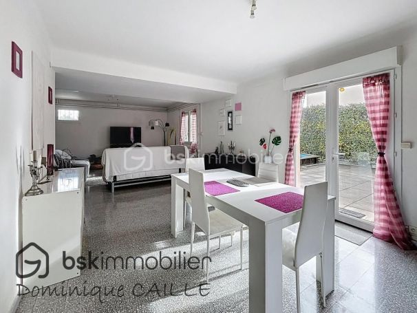 A louer MAISON  7 PIECES 168 M2  CASTELNAU LE LEZ
