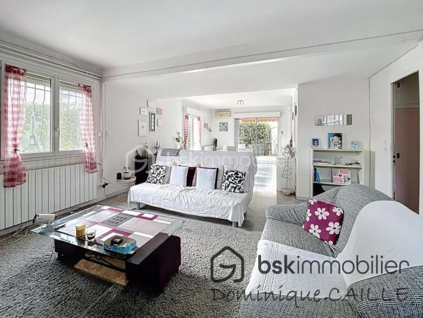A louer MAISON  7 PIECES 168 M2  CASTELNAU LE LEZ