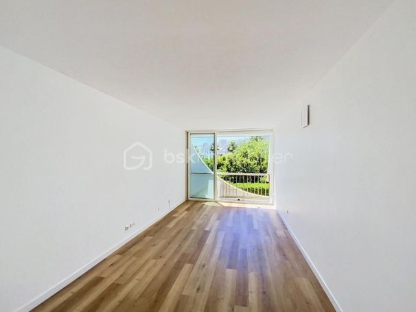 A louer APPARTEMENT NEUF T2 26 M2 BORD DE MER LA GRANDE MOTTE