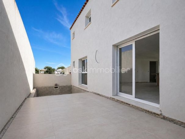 A louer MAISON  3 PIECES 95 M2  BASSAN