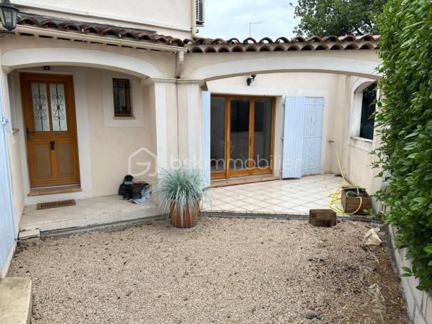 A louer MAISON  D'ARCHITECTE  VENELLES