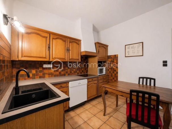 A louer MAISON  6 PIECES 122 M2  LA VALETTE DU VAR
