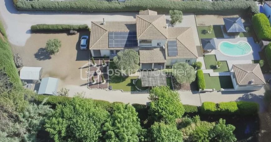 A louer MAISON  5 PIECES 183 M2  PEZENAS