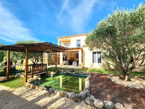 A louer MAISON  5 PIECES 183 M2  PEZENAS