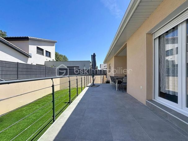 A louer MAISON  5 PIECES 111 M2  BOMPAS