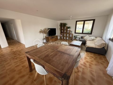 A vendre MAISON 6 PIECES 270 M2 BORD DE MER BALARUC LES BAINS