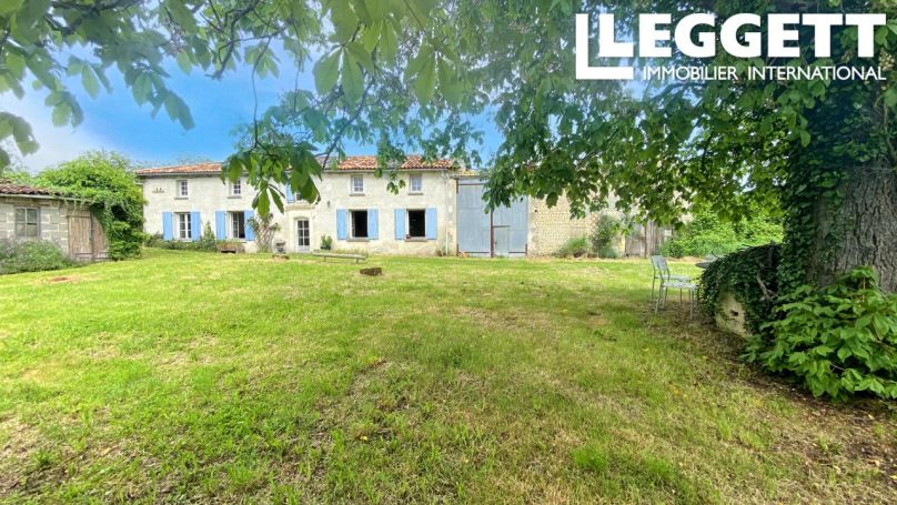 A louer MAISON  DE MAîTRE  LEOVILLE