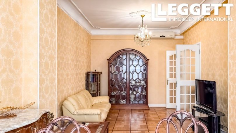 A louer APPARTEMENT T3 100 M2 BORD DE MER NICE