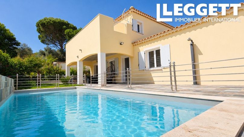 A louer MAISON  6 PIECES 151 M2  SAINT NAZAIRE