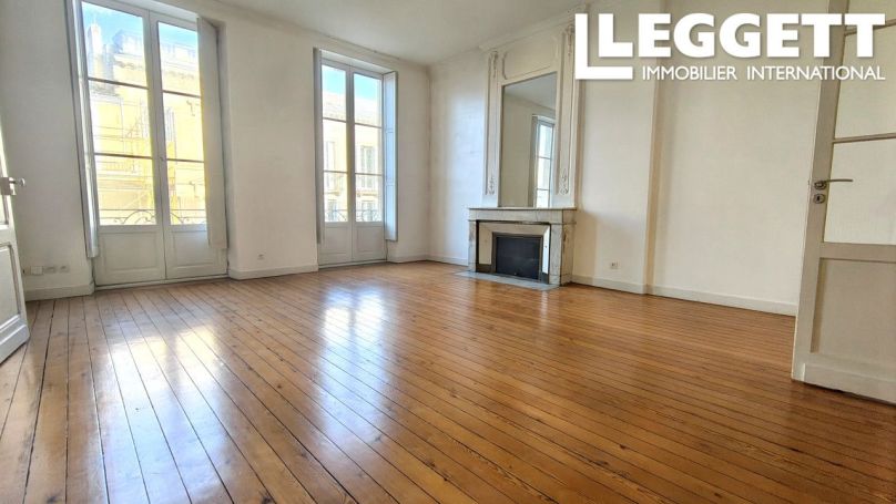 A louer APPARTEMENT T5 145 M2  BORDEAUX