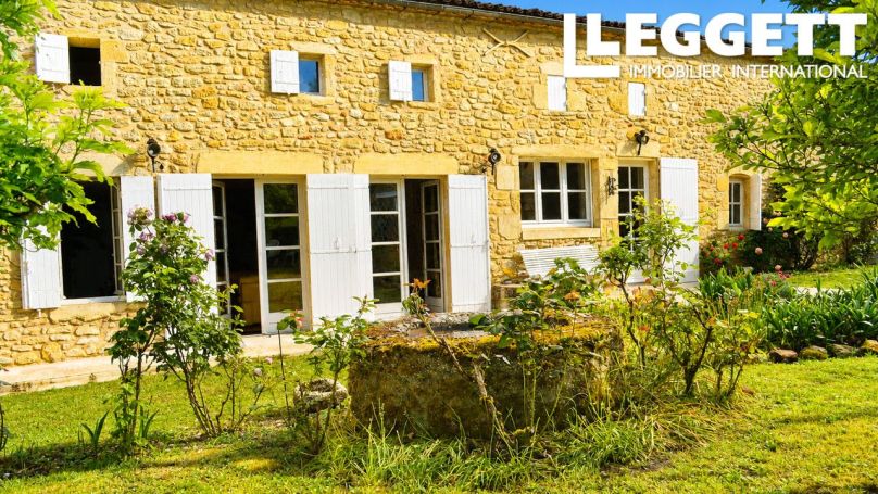 A louer LONGèRE  9 PIECES 295 M2  PELLEGRUE