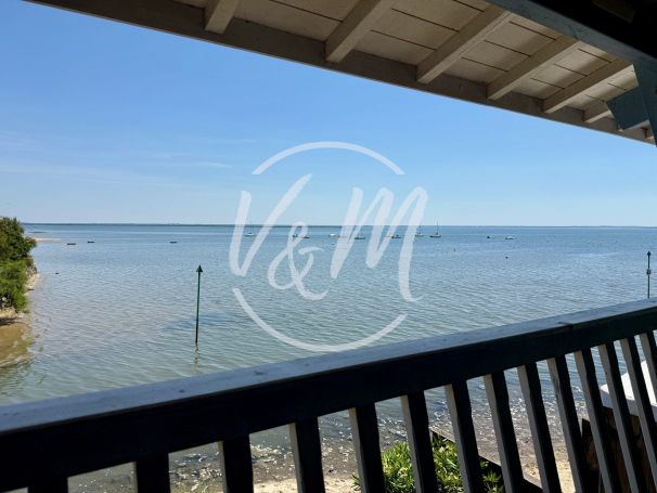 A vendre belle Villa premiere ligne 5 pieces 104 m&sup2; Taussat Lanton
