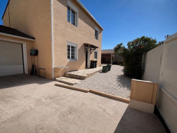 A louer MAISON  CONTEMPORAINE BORD DE MER AGDE