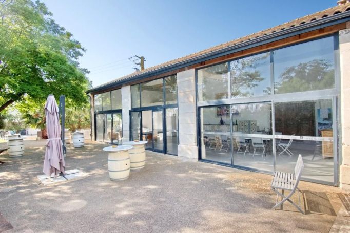 A louer LOFT  6 PIECES 162 M2  PINET